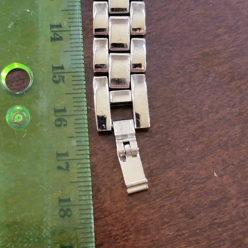 Hello Kitty Silver Watch Pink Heart Rhinestone Dial Women Bracelet Style Cute - Picture 3 of 10